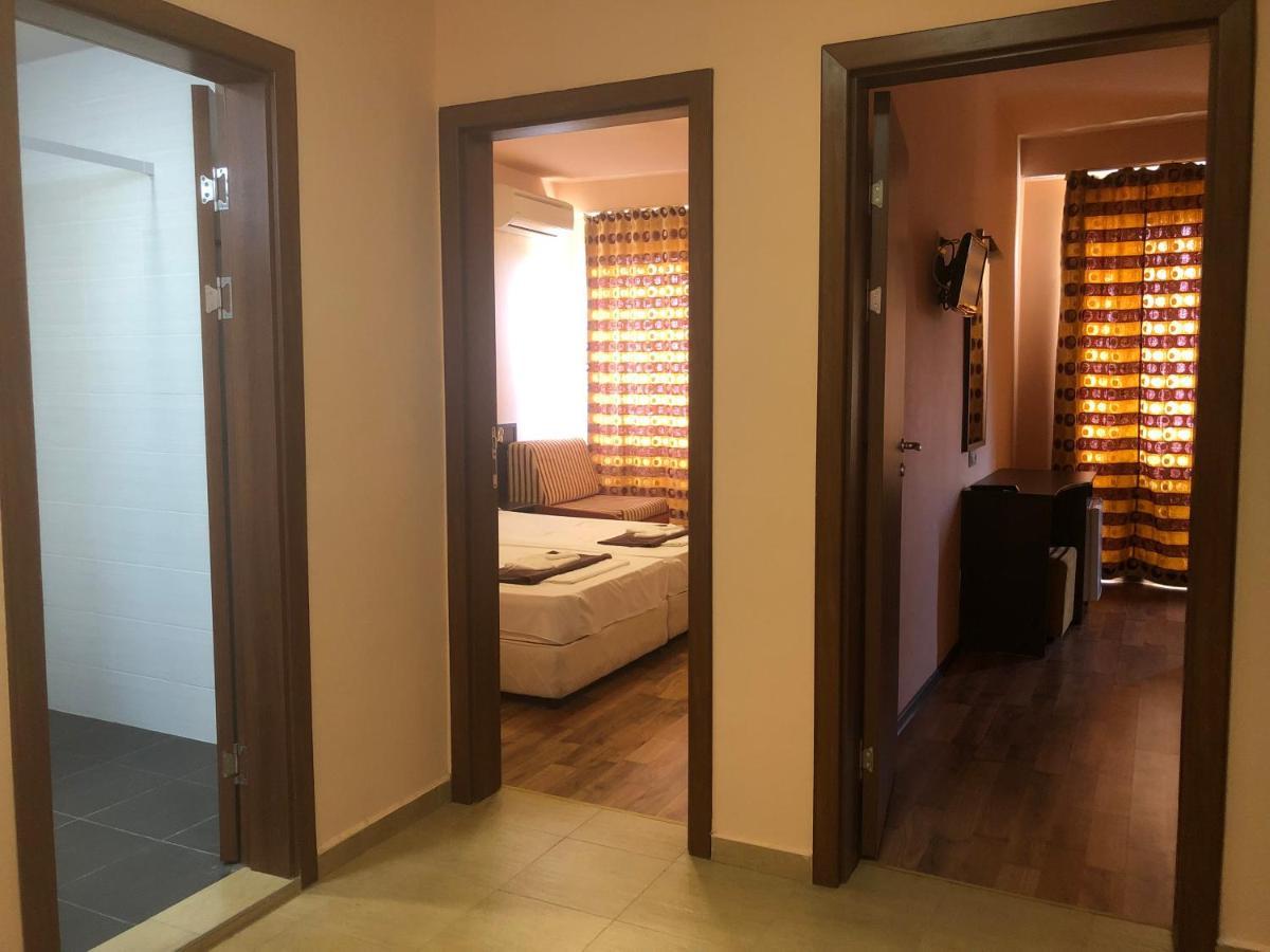 Bisser Hotel - Free Parking - Free Pool Access Μπαλτσίκ Εξωτερικό φωτογραφία