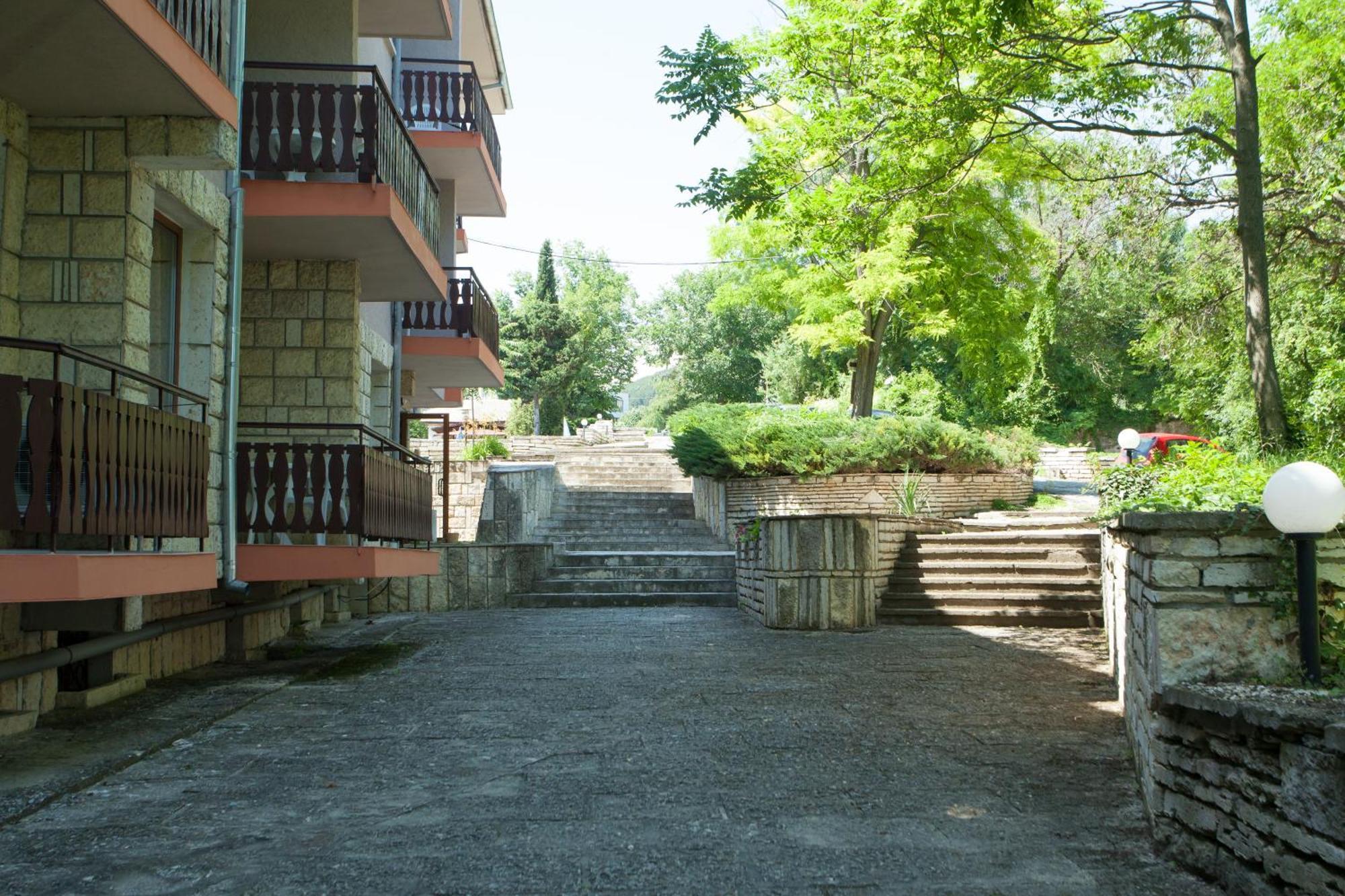 Bisser Hotel - Free Parking - Free Pool Access Μπαλτσίκ Εξωτερικό φωτογραφία