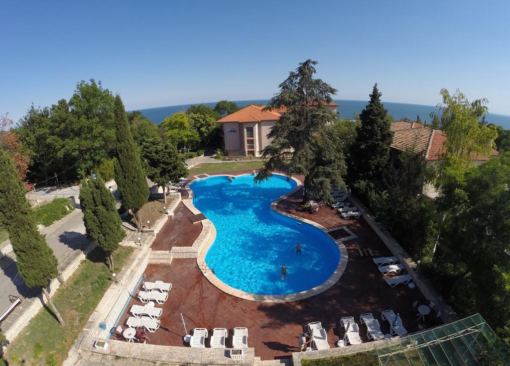 Bisser Hotel - Free Parking - Free Pool Access Μπαλτσίκ Εξωτερικό φωτογραφία