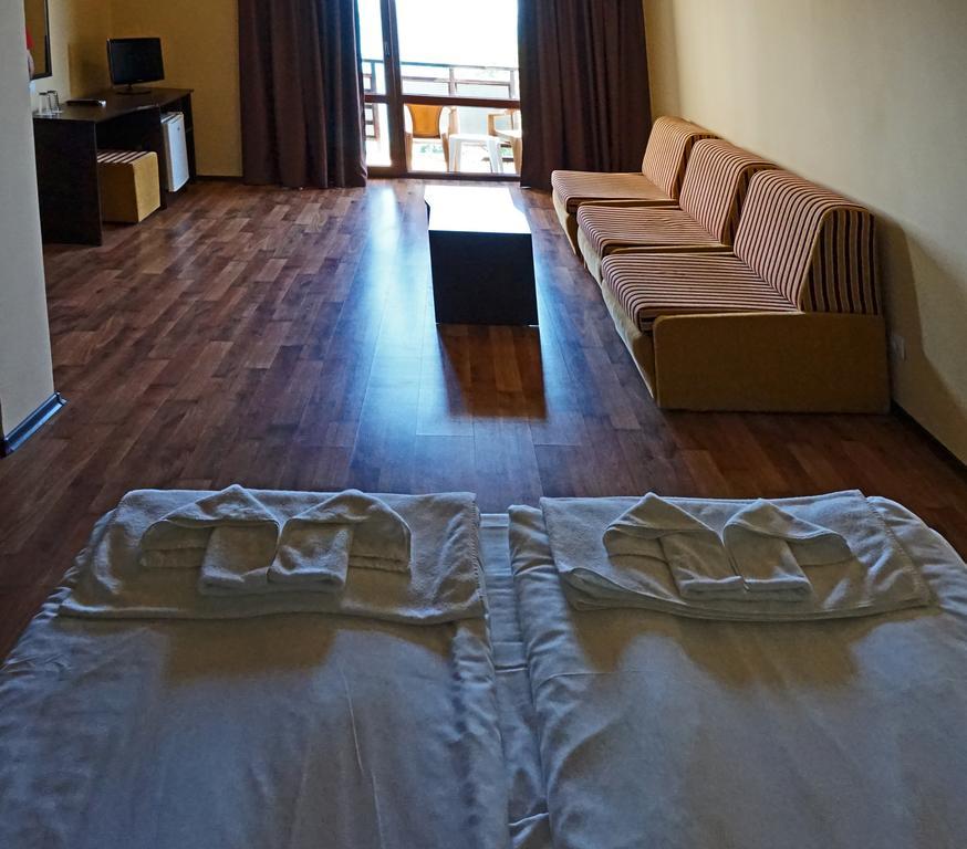 Bisser Hotel - Free Parking - Free Pool Access Μπαλτσίκ Εξωτερικό φωτογραφία